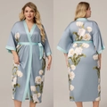 Peignoir en satin grande taille bleu clair à fleurs avec bordures vert menthe - Taille unique / Pivoine Bleu Gris