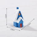 Miniatur Steinhaus aus blauem Harz mit Schneedach und roter Tür für Winterlandschaften - Blau