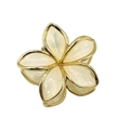 Elegant 4cm gold-plated flower hair claw with cream enamel petals and glitter finish - Beige with Gold Rim