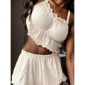 Set lingerie due pezzi in pizzo bianco con top allacciato al collo e pantaloncini a balze - S / Bianco Sporco