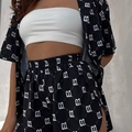 Dreiteiliges Set aus bedrucktem Hemd, Bustier und Shorts mit gotischem M-Muster - S / Schwarz