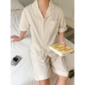 Set pigiama da uomo due pezzi beige con strisce punteggiate verticali e maniche corte - Taglia L / Set Uomo