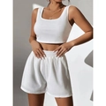 Witte tweedelige lounge set van wafelgebreide stof met vierkante hals voor dames - S / Wit