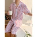 Ensemble de pyjama deux pièces pour hommes avec rayures rouges, blanches, bleues et étoiles - Grand (L) / Ensemble Homme / Rayures Rouges
