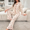 Conjunto de pijama floral con cuello de solapa y puños con volantes en color crema - S / Beige