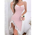 Camicia da notte estiva rosa in pizzo con orlo irregolare e decorazione a fiocco - S / Rosa