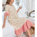 Nuisette d'été pour femmes à col rond avec imprimé tulipes roses et volants élégants - S / Rose