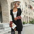 Dames oversized gebreid vest met kleurvlakken in zwart, wit en steenrode mouwen - S / Zwart