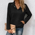Schwarzer gesteppter Langarm-Hoodie mit Knopfkragen und geometrischem Strukturmuster - Schwarz