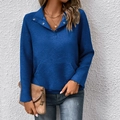 Damen Sweatshirt in Königsblau mit Rautenstruktur, schrägem Druckknopf und Taschen - Blau