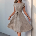 Elegant summer pleated dress with short sleeves and geometric print plus waist tie belt - S / Dresses / Khaki