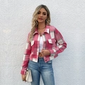 Giacca corta da donna a quadri rosa e bianchi con bottoni in resina e tasche frontali - Rosa Rosso