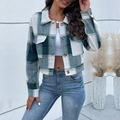 Giacca a camicia corta a quadri verde scuro e viola con due tasche sul petto - S / Verde
