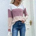 Dames wafelgebreide top met V-hals, kleurblokstrepen en decoratieve knoopdetails - XL / Roze