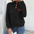 Zwarte dames sweatshirt met ruitvormige textuur en bruine knoopsluiting bij de kraag - S / Zwart