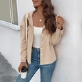 Beige corduroy damesjas met capuchon, knoopsluiting en stijlvol trekkoord in de taille - S / Khaki