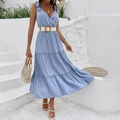 Vestido midi de capas azul claro con cuello en V, tirantes de lazo y cinturón trenzado - S / Azul
