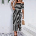 Off-shoulder zwart-wit gestreepte jurk met strikceintuur en een zijsplit detail - S / Zwart-witte Strepen