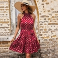 Abito corto a balze rosso vino con allacciatura al collo e pois dorati e cintura - S / Borgogna