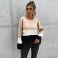 Drei-Farben Patchwork-Strickpullover mit ausgestellten Ärmeln und Rippenstruktur in Beige Weiß - S / Khaki Farblock
