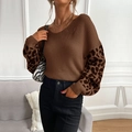 Brauner Strickpullover für Damen mit Leopard-Patchwork-Ärmeln und Rundhals-Ausschnitt - S / Kaffeebraun