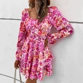 Slim fit floral long sleeve dress with square neck and ruffled hem in pink and orange - L / Pink