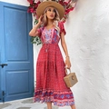Elegant red floral summer midi dress with V-neck and paisley details for a resort look - S / Red Floral