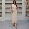 Elegantes beiges ärmelloses Hemdblusenkleid mit Bindegürtel und Knopfleiste für Sommer - S / Hellbeige