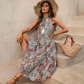 Ärmelloses Boho-Maxikleid mit Paisley-Muster und Quastenverzierung am Ausschnitt - S / Orange Bedruckt