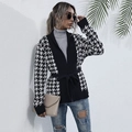 Women's V-neck houndstooth knit cardigan with tie waist and elegant black shawl collar - S / Black Houndstooth