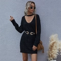 Abito lungo in maglia nera aderente con scollo a V all'americana e trama colorata - S / Nero
