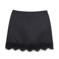 Mini-jupe noire avec ourlet en dentelle délicate et finition en tissu texturé - XS / Noir Naturel