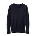 Top de punto azul marino de manga larga con botones metálicos decorativos en los puños - S / Azul Marino