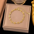 Chic 18k gold plated stainless steel pig nose link chain bracelet on a jewelry box - 29【e262】pig Nose Bracelet Gold