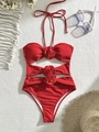 Detalle de bañador rojo de una pieza con rosas de tela 3D y aberturas en la cintura - S / Rojo