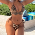 Funkelndes Bikini-Set mit Leopardenmuster, Pailletten und seitlich gebundenem Höschen - S / Leopardenprint