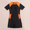 Maillot de bain sport une pièce à manches courtes noir avec patchwork orange vif à plat - S / Rouge Orangé