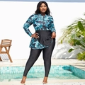 Dettaglio del costume da bagno taglie forti con stampa tropicale e pantaloni da nuoto - 0XL / Nero