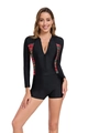 Dettaglio costume da bagno a maniche lunghe con inserti tribali e zip anteriore - S / Boho Rosso