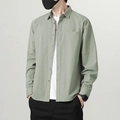 Camisa casual de hombre en color verde frijol con bolsillo frontal y textura de algodón - 3XL / Verde