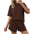 Dettaglio del set da casa marrone scuro due pezzi con t-shirt e pantaloncini elastici - Taglia S / Top E Pantaloni / Marrone scuro