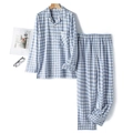 Blauw-wit geruite katoenen pyjama set met lange mouwen en knoopsluiting - S / Heren Blauw Ruit