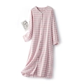 Camicia da notte a quadretti rosa e bianchi in cotone con scollo rotondo e maniche lunghe casual - M / Camicia da Notte Rosa