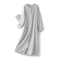 Camicia da notte minimalista in cotone a quadretti grigio e bianco con bottoni - M / Camicia da Notte Grigia