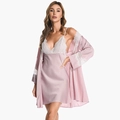 Ensemble de nuit en satin rose pour femme avec texture soie et dentelle blanche - M / Rose Foncé