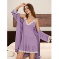 Set da notte due pezzi in modal viola chiaro con pizzo bianco e trama a costine - M / Viola Chiaro