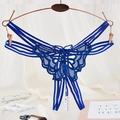 String en dentelle bleu foncé avec broderie papillon et élégantes perles blanches - String Ajouré Papillon (NK1932) / Bleu