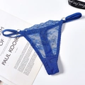 String en dentelle bleu roi avec anneaux métalliques et accents en strass brillant - Style Dentelle Strass (NK1800) / Bleu