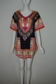 Robe Dashiki ethnique vintage avec col en V et motifs géométriques colorés - M / Coloré