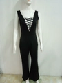 Zwarte mouwloze dames jumpsuit met diepe V-hals en gekruiste vetersluiting aan de voorkant - S / Zwart